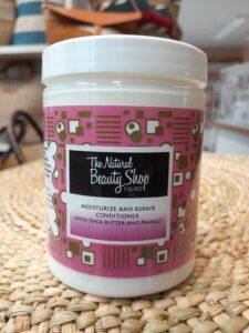 MOISTURIZE AND REPAIR CONDITIONER With Shea Butter and Mango