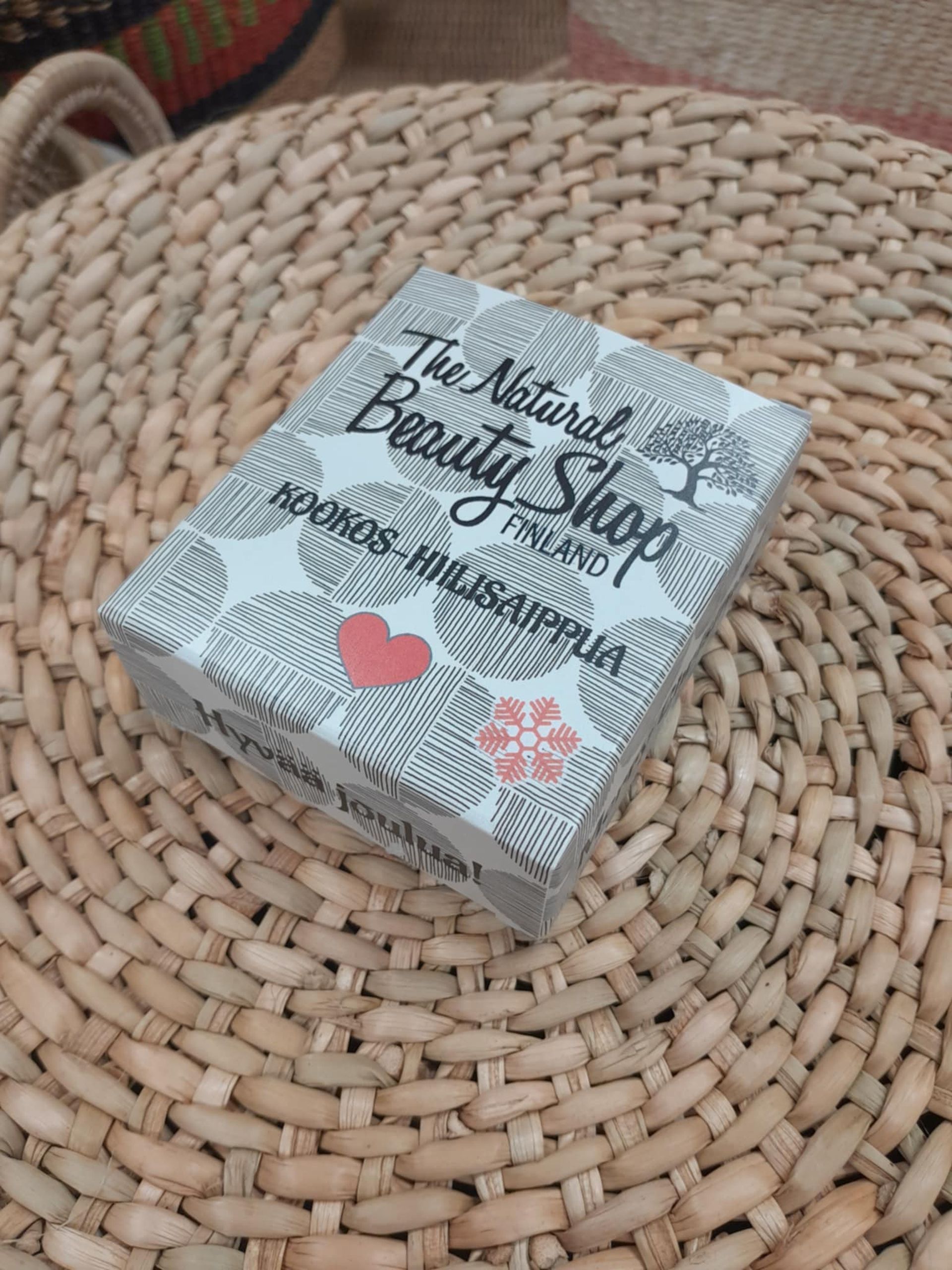 KOOKOS-HIILISAIPPUA- JOULULAHJA - Image 2